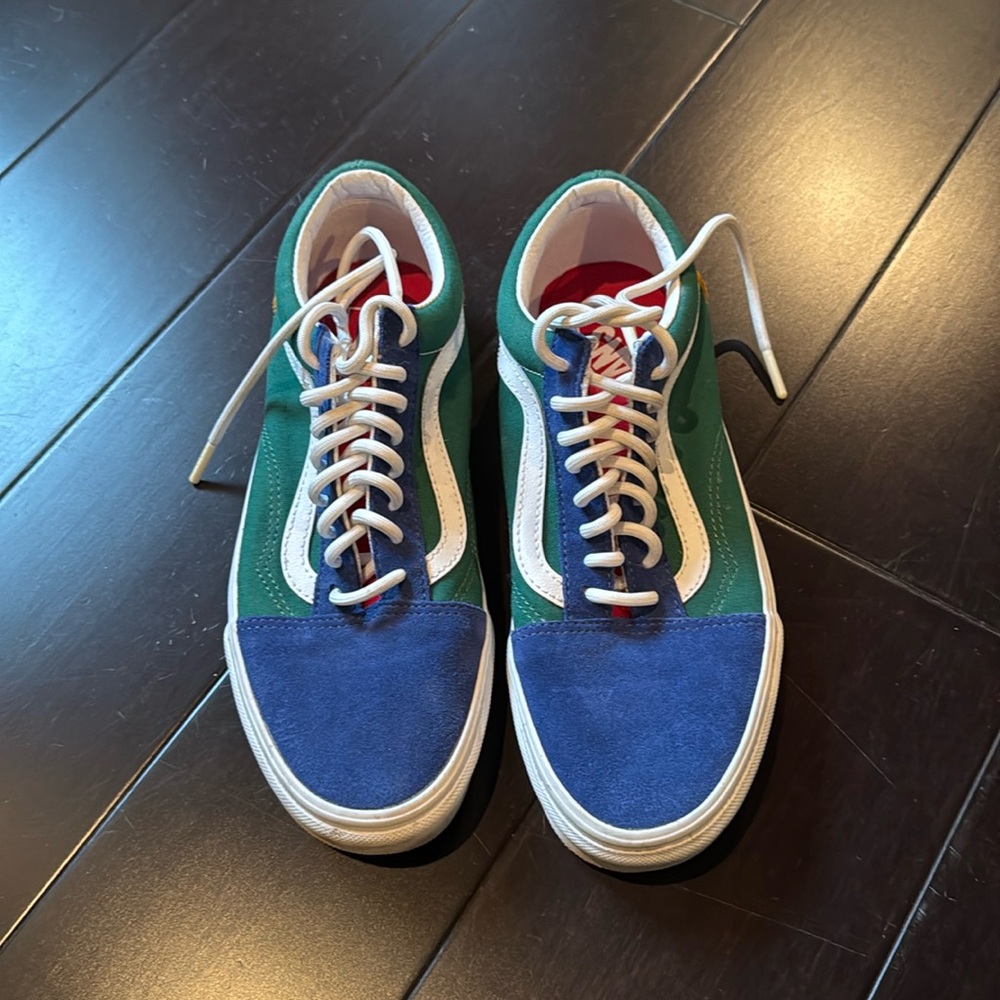 Vans